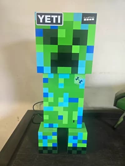 UKONIC Minecraft Creeper Mini Fridge Thermoelectric Cooler 18468 Green/Blue